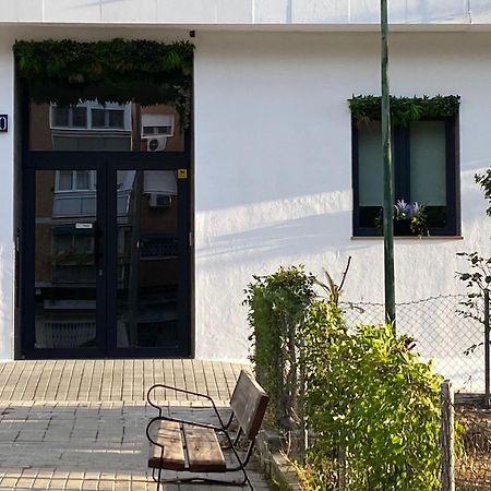 Garden House Madrid Hotell Exteriör bild